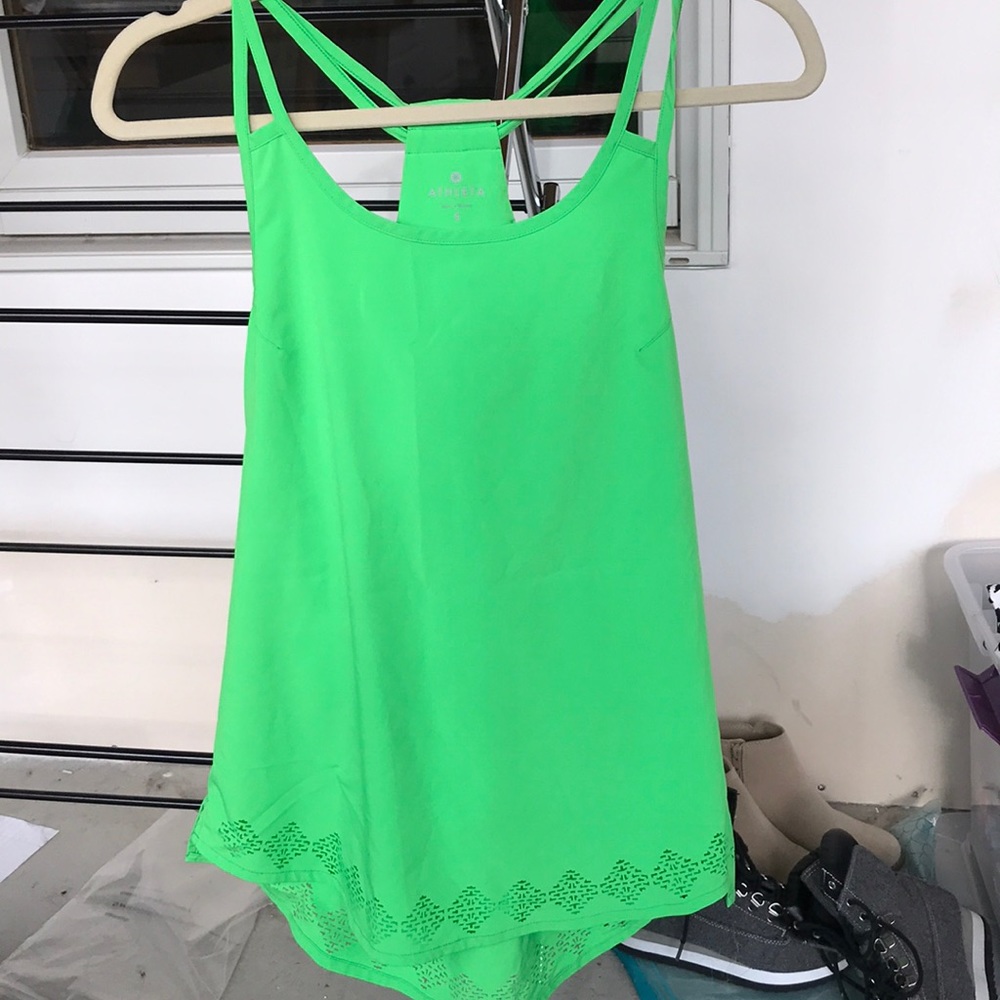 Athleta Women’s Tank with Laser Cut Trim